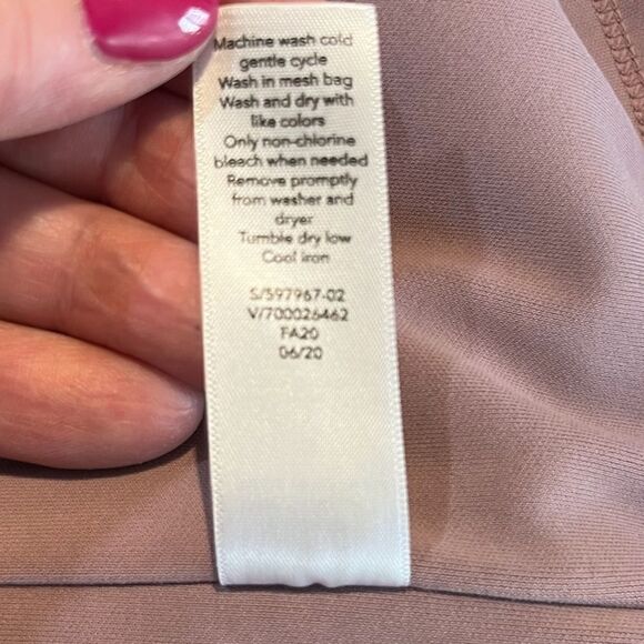 ATHLETA Hermosa Mock Neck Sweatshirt Shale/ Flora Mauve Women’s Size Small - Picture 8 of 8